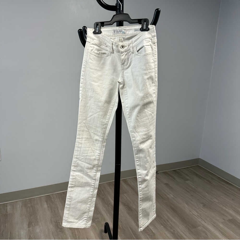3/$12 ❤️ Guess White Straight Cigarette Jeans US 24